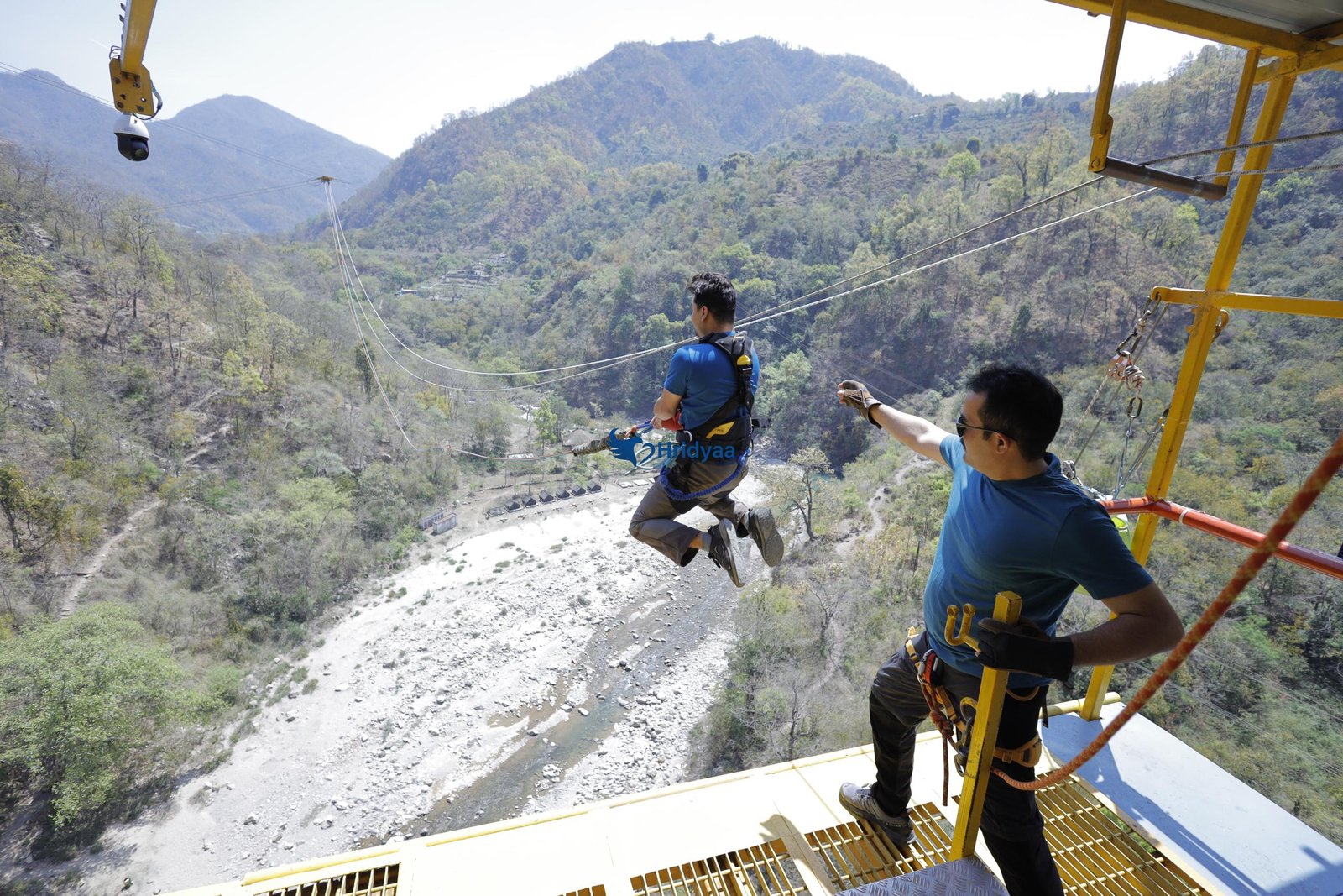 Valley Rope Jump