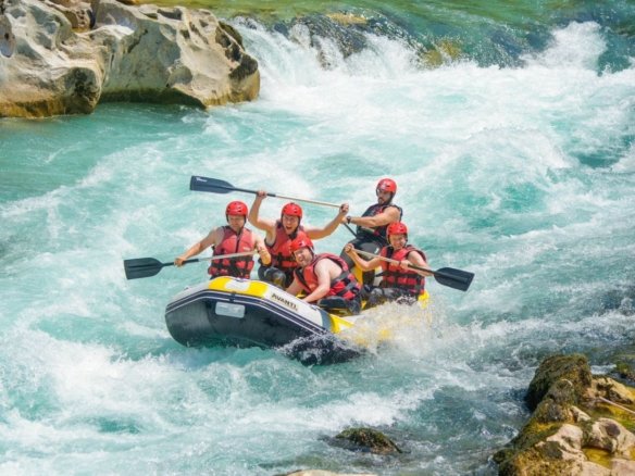 When Is the Best Time for Rafting in Rishikesh? Month Guide