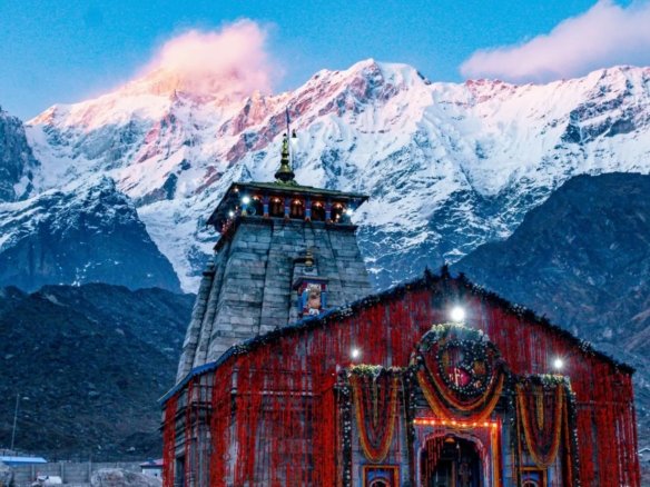 Kedarnath Temple Aarti Booking and Best Months to Visit