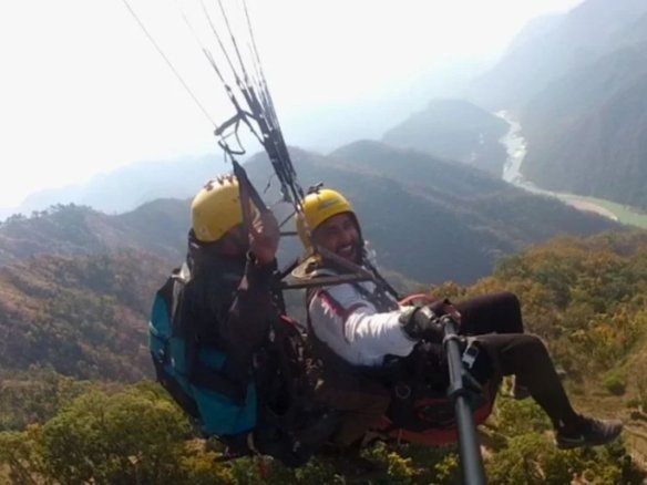 Paragliding Over the Ganga: Rishikesh Flying Experience Explained